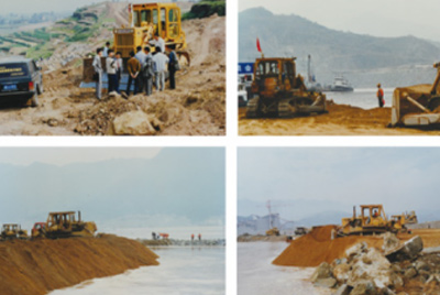 TY220榮獲國(guó)內(nèi)大馬力推土機(jī)1000小時(shí)試驗(yàn)質(zhì)量第一名。